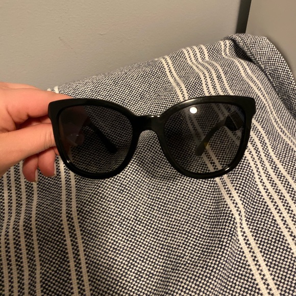 Dolce & Gabbana sunglasses - Picture 4 of 5